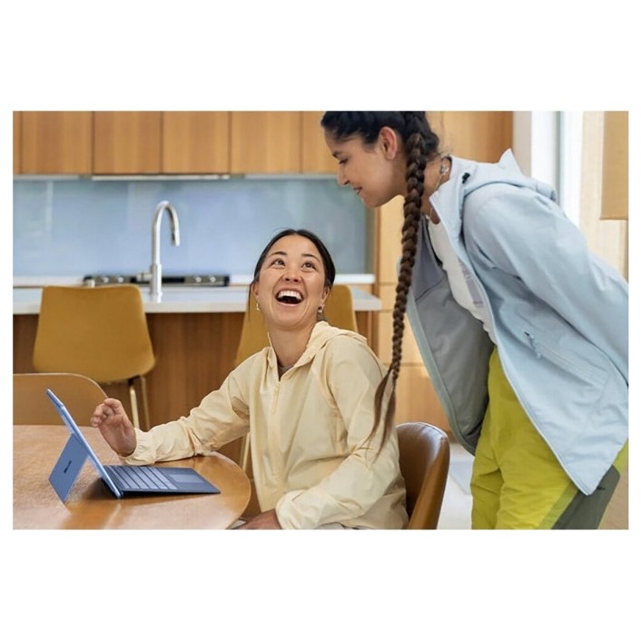 Планшет Microsoft Surface Pro 9 i5 8/256GB Платина | Фото 11 из 13