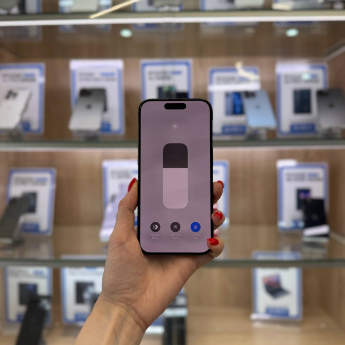Б/у Смартфон Apple iPhone 15 Pro 256GB Black Titanium | Фото 3 из 5