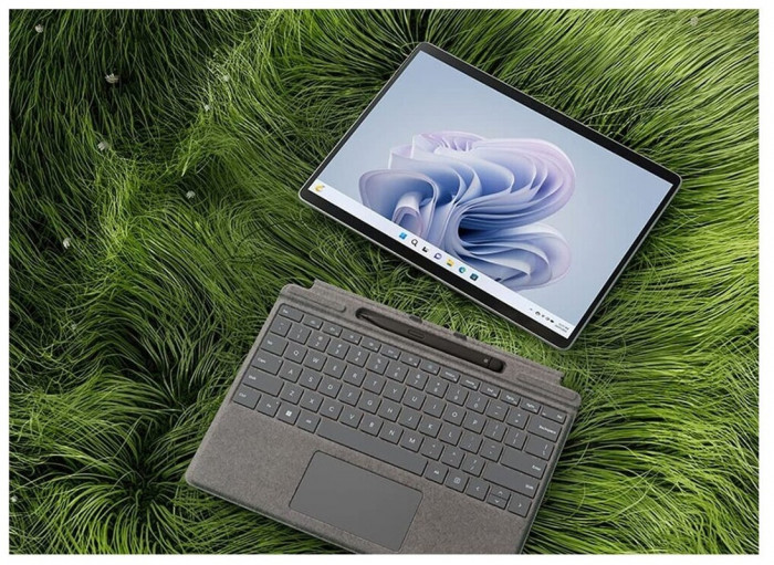 Планшет Microsoft Surface Pro 9 i7 16/256GB Платина | Фото 7 из 13