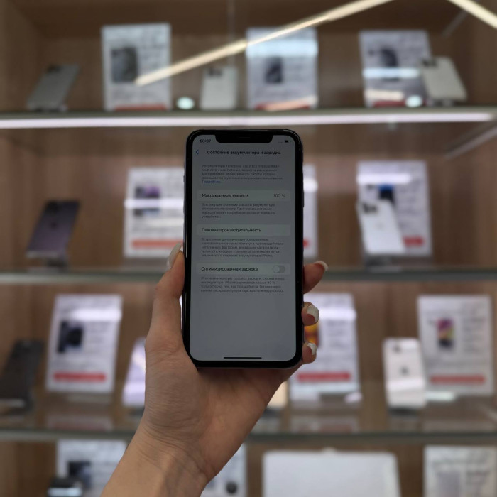 Б/У Смартфон Apple iPhone 11 128GB Фиолетовый | Фото 4 из 5