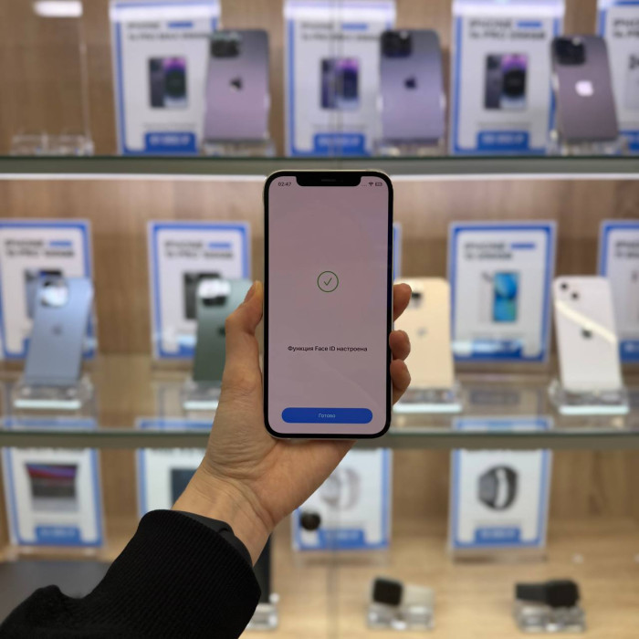 Б/У iPhone 12 128GB Белый