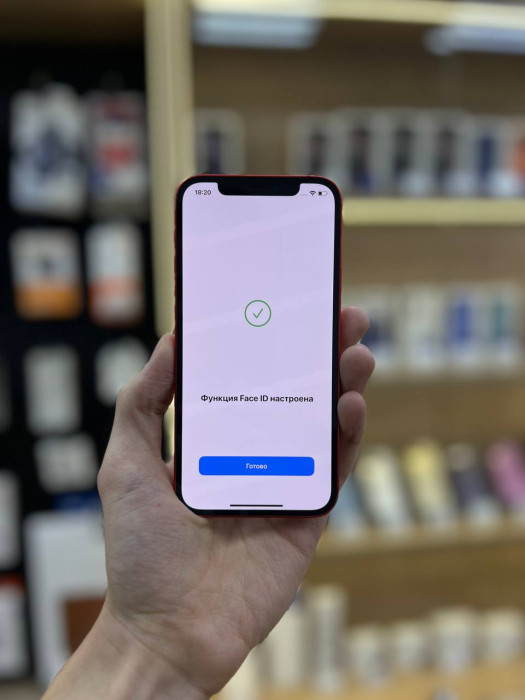 Б/у Смартфон Apple iPhone 12 64GB Красный RU