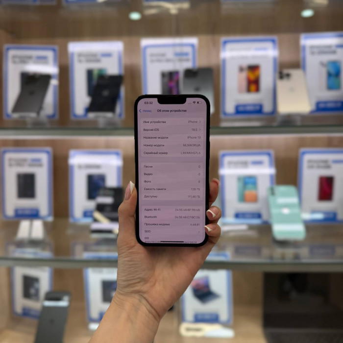 Б/У iPhone 13 128GB Midnight RU | Фото 2 из 5
