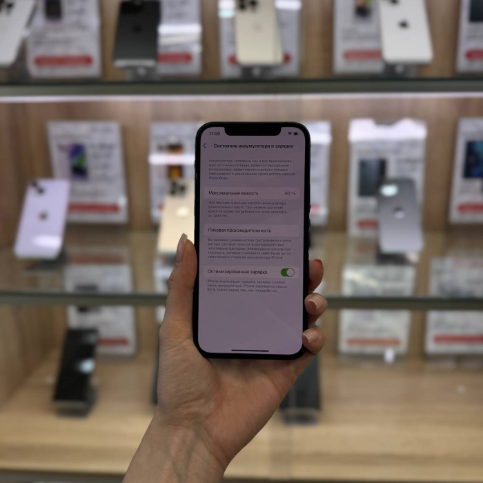Б/у Смартфон Apple iPhone 12 64GB Blue EU | Фото 4 из 5