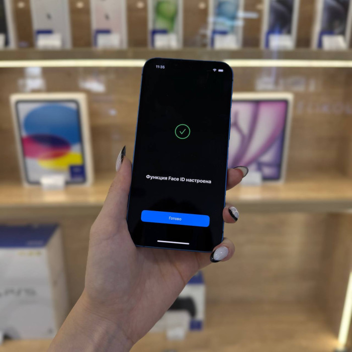 Уценка Смартфон Apple iPhone 13 256GB Синий (Blue) | Фото 5 из 5