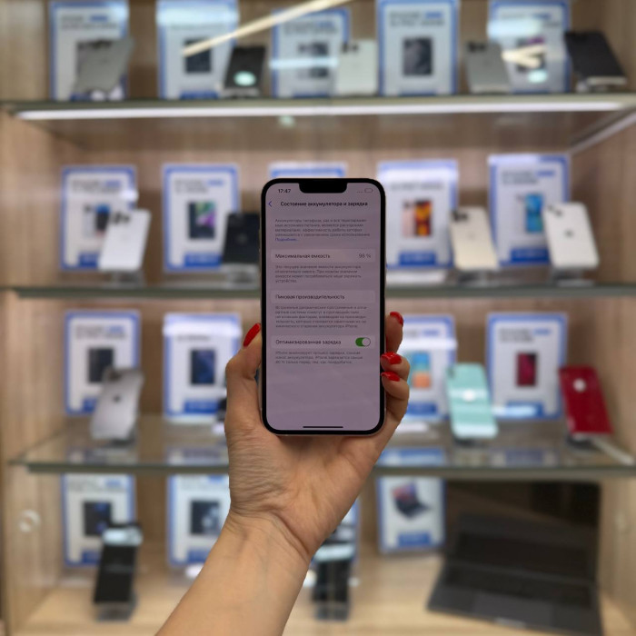 Б/у Смартфон Apple iPhone 13 128GB Pink | Фото 4 из 5