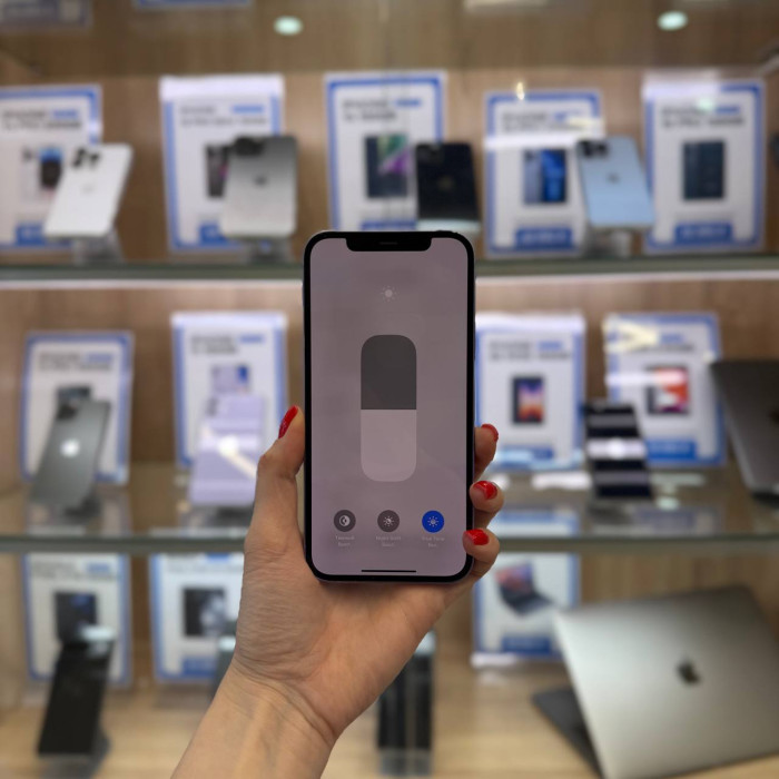 Б/у Смартфон Apple iPhone 12 256GB Purple | Фото 3 из 5