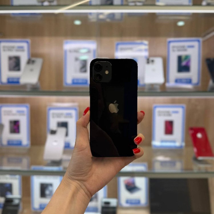 Б/у Смартфон Apple iPhone 12 256GB Black