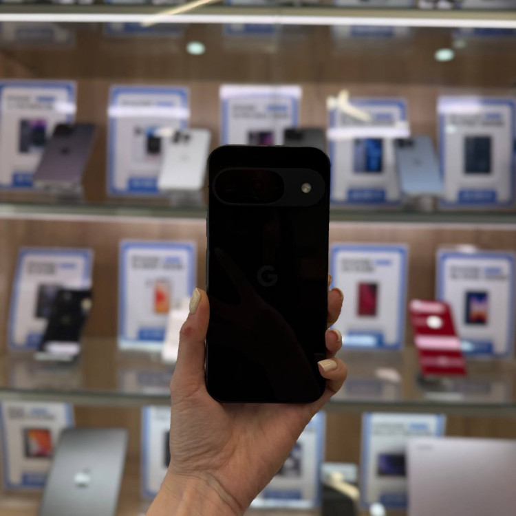 Б/у Смартфон Google Pixel 9 12/128GB Черный (Obsidian)