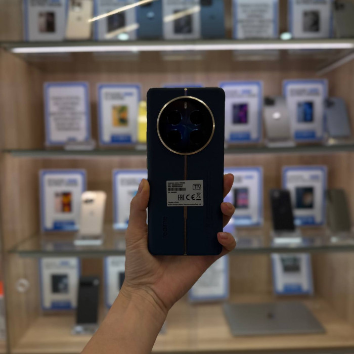 Уценка Смартфон Realme 12 Pro 12/512GB Синий (Blue) EAC