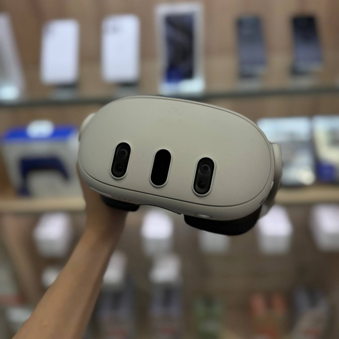 Уценка Система виртуальной реальности Meta Quest 3 512GB Белый