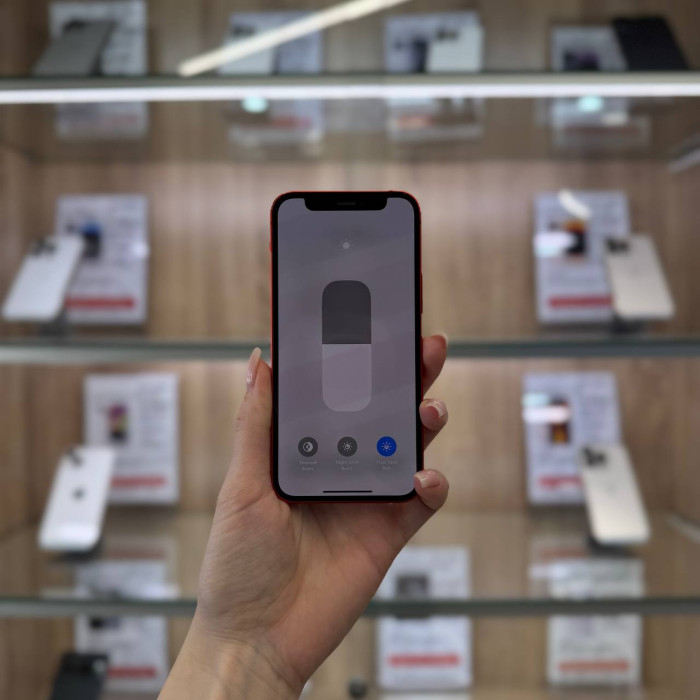 Б/у Смартфон Apple iPhone 12 mini 64GB Красный | Фото 3 из 5
