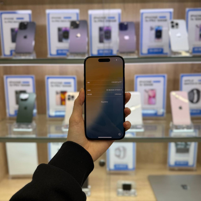 Уценка Смартфон Apple iPhone 15 128GB Черный (Black) nano SIM + eSIM