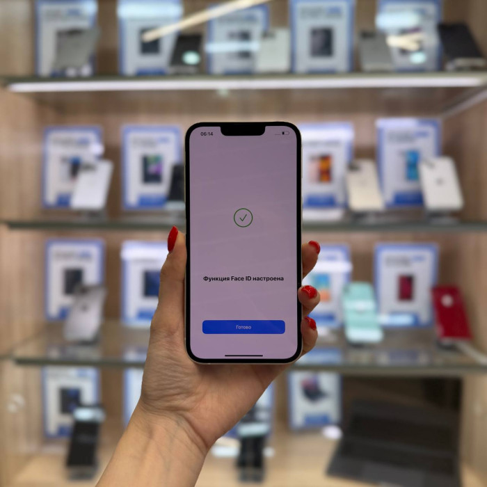 Б/у Смартфон Apple iPhone 13 256GB Белый | Фото 5 из 5